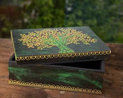 Yggdrasil Holzbox Handbemalt groß Ritualmanufaktur®