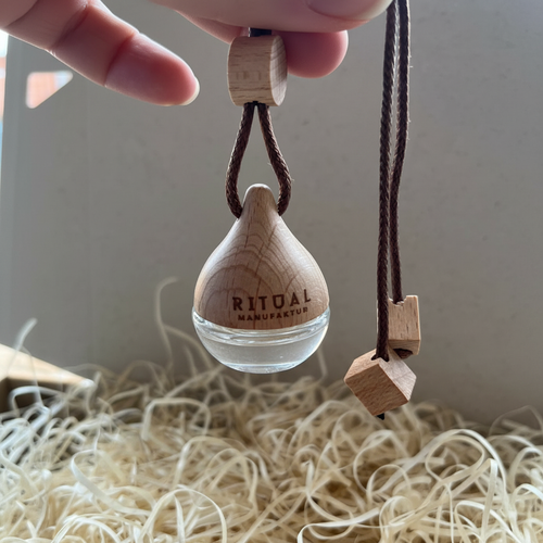 Diffusor Glasflaschen fürs Auto I Ritualmanufaktur