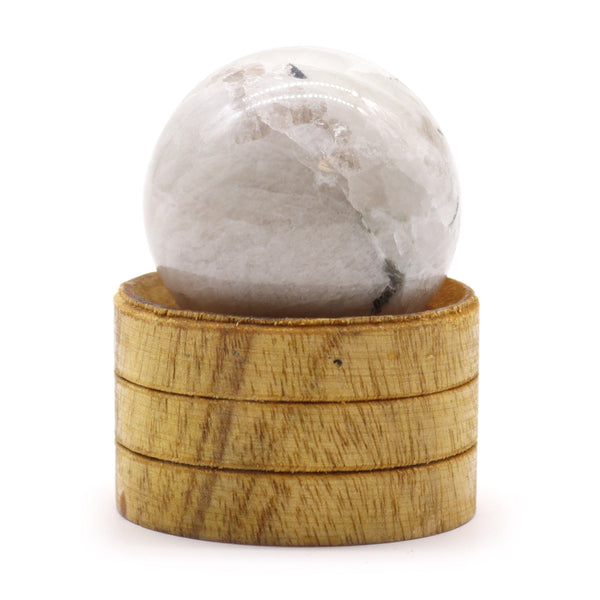 Edelsteinkugeln auf Holzständer - Ritualmanufaktur.de