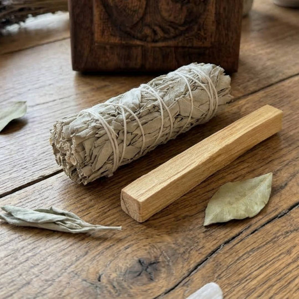 Räucherbündel Weißer Salbei & Palo Santo - Ritualmanufaktur.de