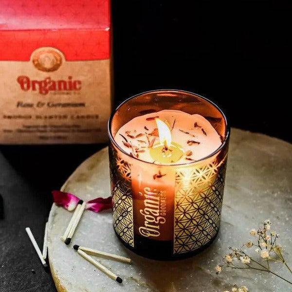 Rose und Geranie Sojawachskerze Organic zarter Duft für sinnliche Momente - Ritualmanufaktur.de