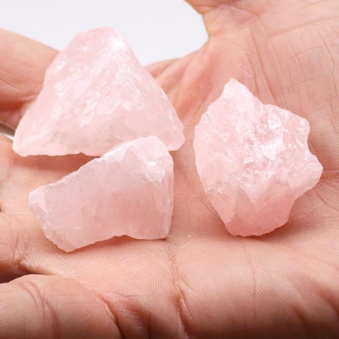 Rosenquarz rohe Wassersteine Love Spirit - Ritualmanufaktur.de
