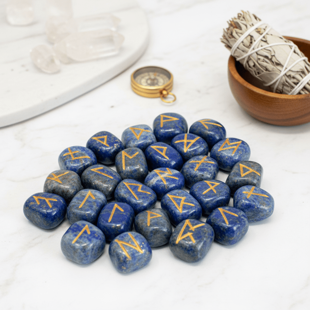 Runensteine Lapislazuli - Ritualmanufaktur.de